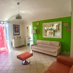 Luminoso A Due Passi Dal Centro