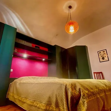 Luminoso A Due Passi Dal Centro Turin