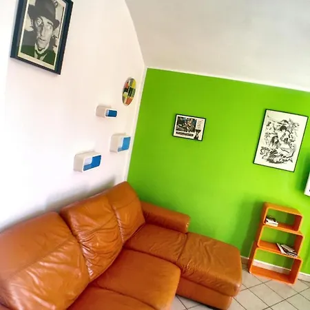 Luminoso A Due Passi Dal Centro Turin