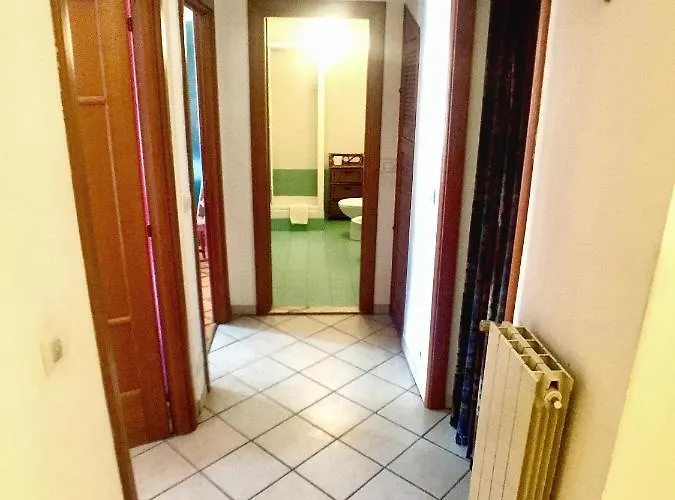 Luminoso A Due Passi Dal Centro Apartmán *