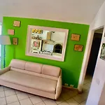 Luminoso A Due Passi Dal Centro Apartman *