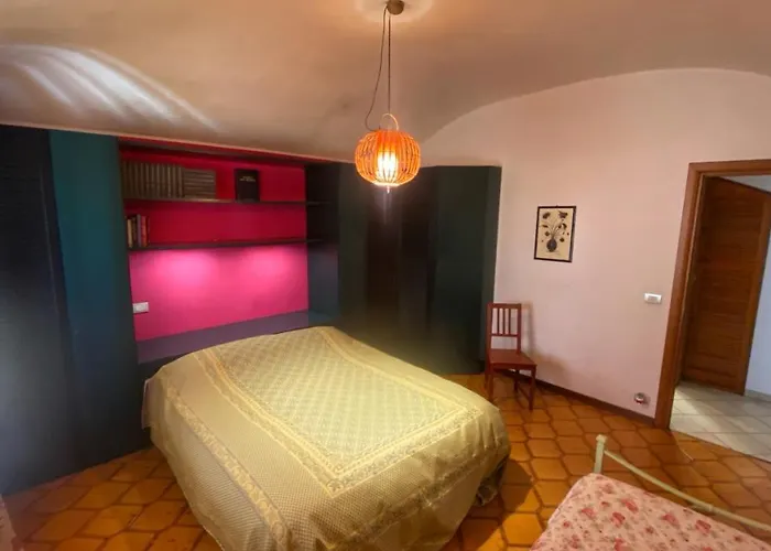 Luminoso A Due Passi Dal Centro Διαμέρισμα