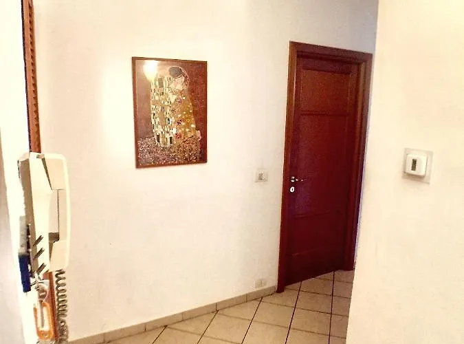 Luminoso A Due Passi Dal Centro *